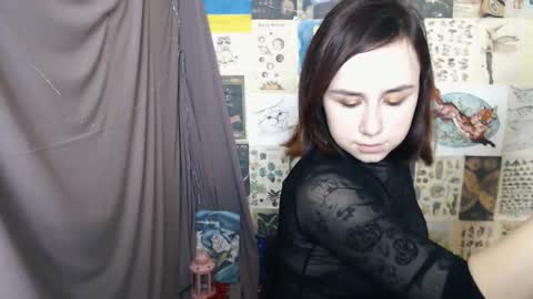 veryveryvery_shy online show from 30, 1, 2025