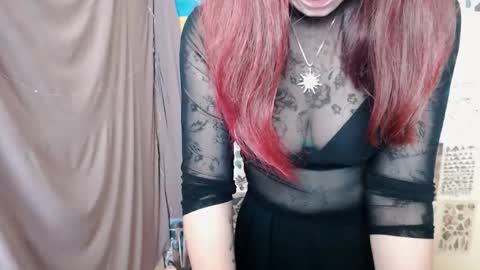 veryveryvery_shy online show from 25, 9, 2025