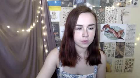 veryveryvery_shy online show from 11, 11, 2025