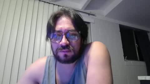 Snapshot of vesturelove chatting on 2, 11, 2025 vesturelove online show from 2, 11, 2025