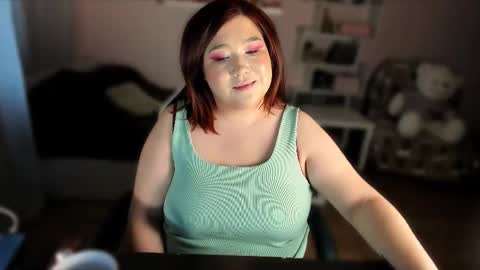 Snapshot of vi__vixen chatting on 5, 11, 2025 Vi Vixen online show from 5, 11, 2025