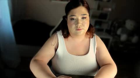 Snapshot of vi__vixen chatting on 16, 11, 2025 Vi Vixen online show from 16, 11, 2025