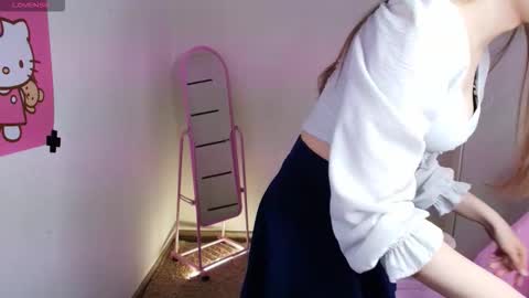 vi_luxxxy online show from 17, 9, 2025