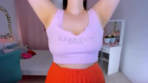 Snapshot of via_lattea_ chatting on 21, 2, 2025 Camilla online show from 21, 2, 2025