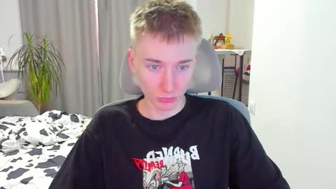 Snapshot of vibemygirl chatting on 18, 12, 2025 vibemygirl online show from 18, 12, 2025