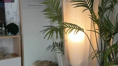 Mikky online show from 9, 3, 2025