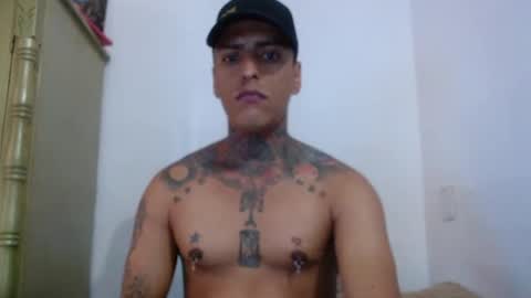 Snapshot of vicctorzc chatting on 26, 3, 2026 Victor cardenas online show from 26, 3, 2026