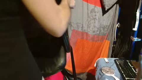 vices online show from 17, 10, 2025