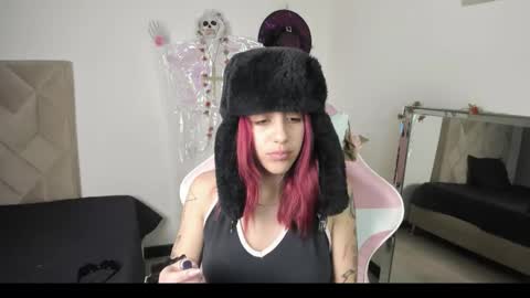 Snapshot of vicky_boop_ chatting on 31, 10, 2025 vicky_boop_ online show from 31, 10, 2025