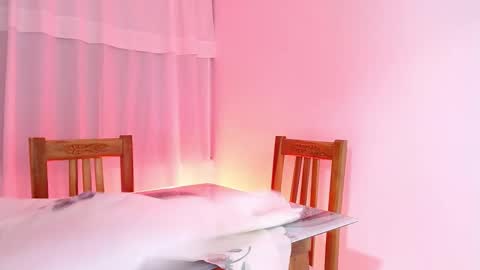 Vicky  online show from 1, 1, 2025