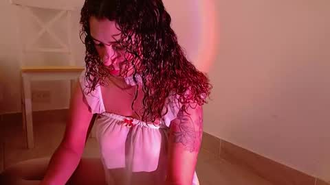 Vicky  online show from 20, 1, 2025