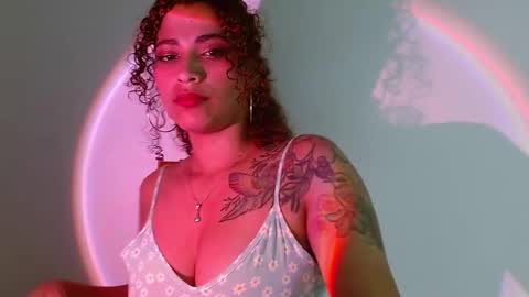 Vicky  online show from 9, 3, 2025