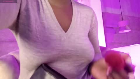 Vicky Walles online show from 30, 9, 2025