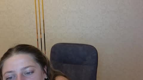 Snapshot of vickyberryy chatting on 11, 9, 2025 Viki online show from 11, 9, 2025