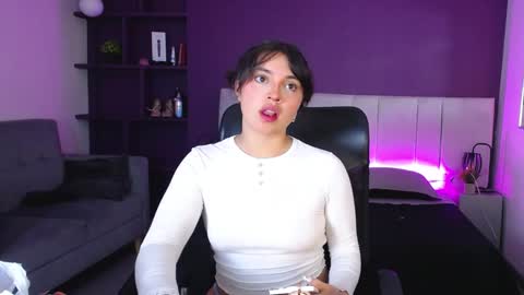  VickyBunny  online show from 12, 12, 2024