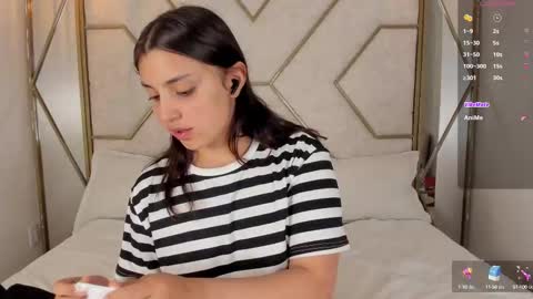  VickyBunny  online show from 24, 9, 2025