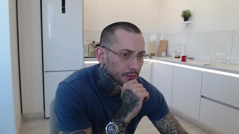 Victor rhinoff online show from 6, 2, 2026