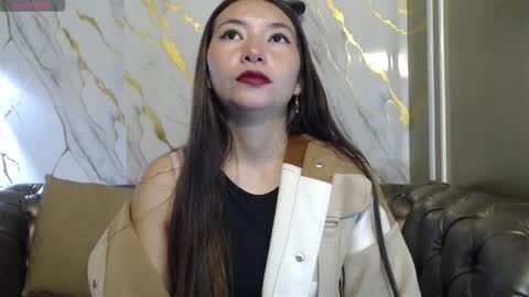 Victoria  online show from 25, 10, 2025