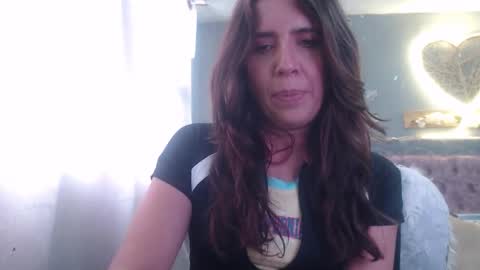 Hi guys   Im victoria  Be the one who can control me in PVT online show from 1, 12, 2024