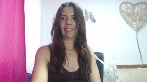 Hi guys   Im victoria  Be the one who can control me in PVT online show from 14, 1, 2025