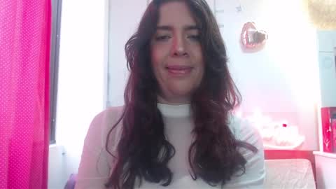 Hi guys   Im victoria  Be the one who can control me in PVT online show from 9, 3, 2025
