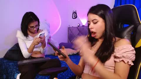 Snapshot of victoria__bear chatting on 28, 3, 2026 victoria online show from 28, 3, 2026