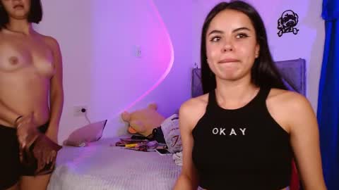 Snapshot of victoria__bear chatting on 6, 4, 2026 victoria online show from 6, 4, 2026