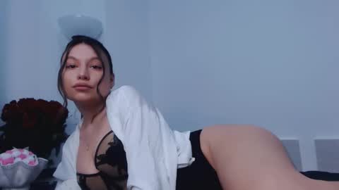 Victoria online show from 19, 2, 2025