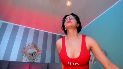 Victoria online show from 14, 12, 2024