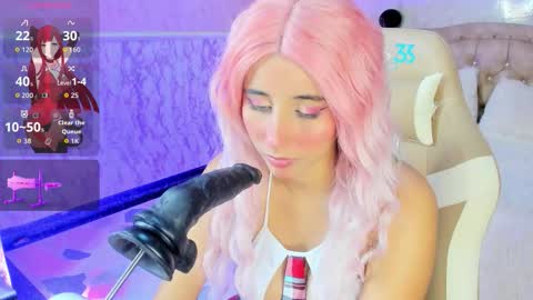 Snapshot of victoria_houston chatting on 27, 10, 2025 Victoria Houston online show from 27, 10, 2025