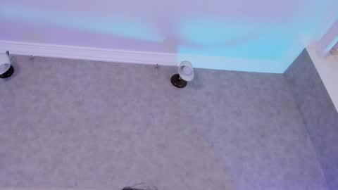  Victoria Lozano  online show from 19, 12, 2024