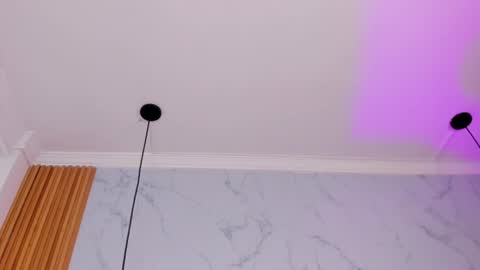  Victoria Lozano  online show from 24, 2, 2025