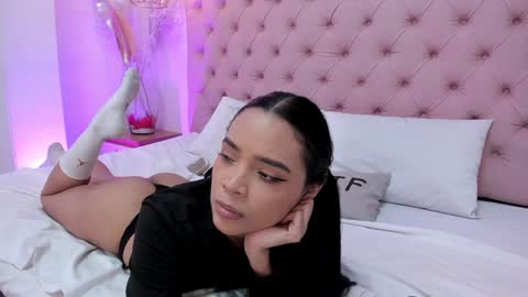 victoria_kitt online show from 4, 1, 2025