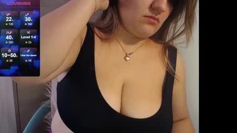 Snapshot of victoria_lehee chatting on 11, 12, 2024 Victoria online show from 11, 12, 2024