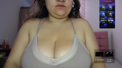 Snapshot of victoria_lehee chatting on 8, 3, 2025 Victoria online show from 8, 3, 2025