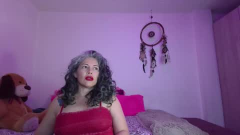 Snapshot of victoria_lover444 chatting on 2, 11, 2025 Victoria Lover online show from 2, 11, 2025