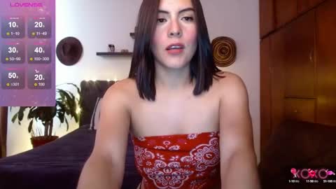 VICTORIA MARTELO online show from 6, 12, 2024