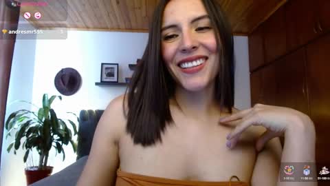 VICTORIA MARTELO online show from 10, 2, 2025