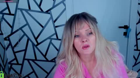 Snapshot of victoria_nelson chatting on 20, 3, 2026 Victoria My schedule for the week 2 GMT 3am-9am TuWeThFrSa online show from 20, 3, 2026