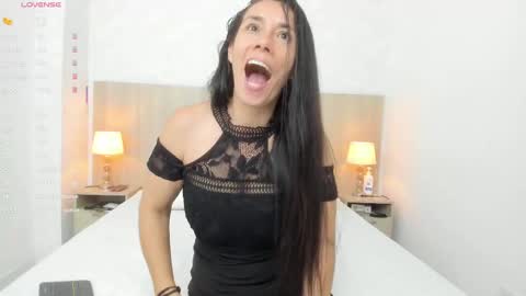 victoria_pachon online show from 22, 9, 2025