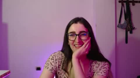 Victoria online show from 30, 10, 2025