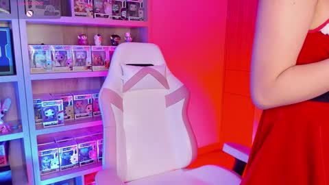 Victoria online show from 14, 12, 2025