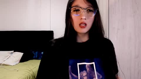 Snapshot of victoria_smile_ chatting on 7, 1, 2025 Victoria online show from 7, 1, 2025