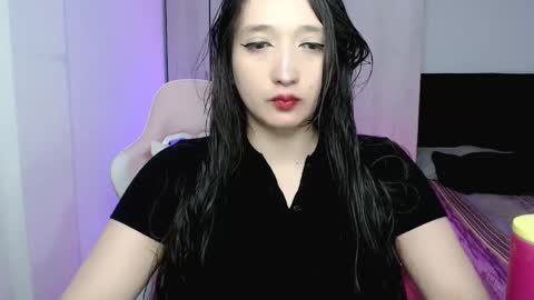 Snapshot of victoria_smile_ chatting on 17, 11, 2025 Victoria online show from 17, 11, 2025