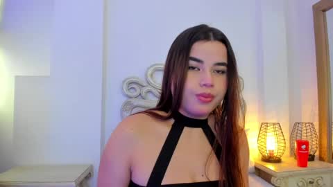 Snapshot of victoria_vallejo chatting on 7, 1, 2025 victoria  online show from 7, 1, 2025