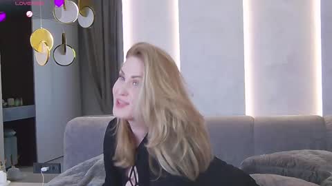 Snapshot of victoriafalls chatting on 19, 2, 2025 Miss V online show from 19, 2, 2025