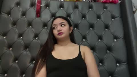 Snapshot of victoriaharper2 chatting on 22, 3, 2026 Victoria Harper online show from 22, 3, 2026