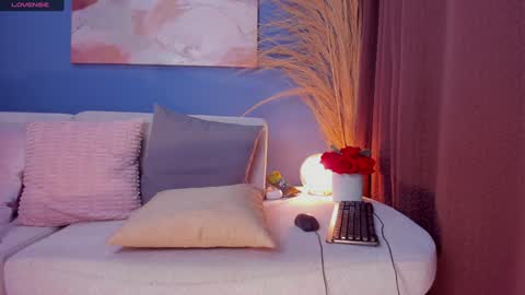 Snapshot of victorialeia chatting on 4, 12, 2024 Victoria online show from 4, 12, 2024