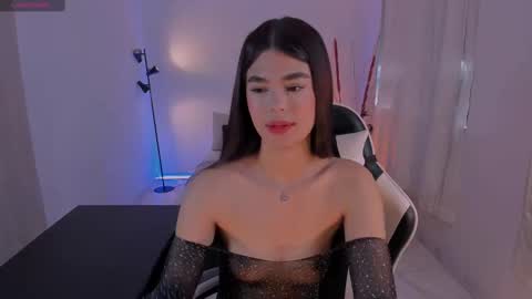 Victoria Levy online show from 6, 10, 2025