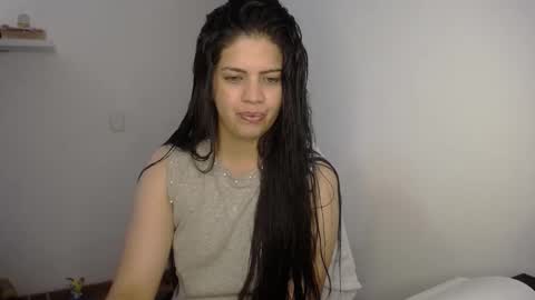 Snapshot of victorialg chatting on 10, 9, 2025 victorialg online show from 10, 9, 2025